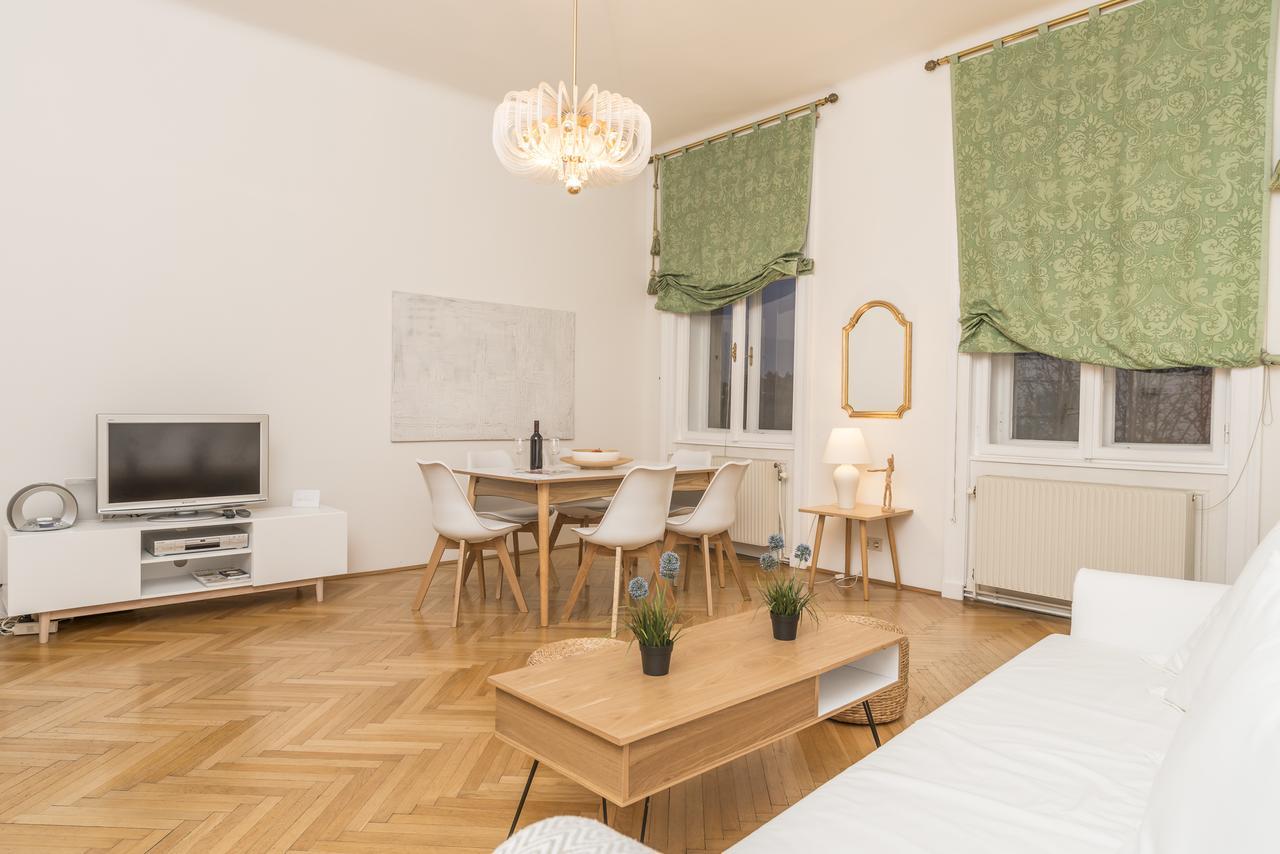 Silent Paradise Ober St Veit Виена Екстериор снимка